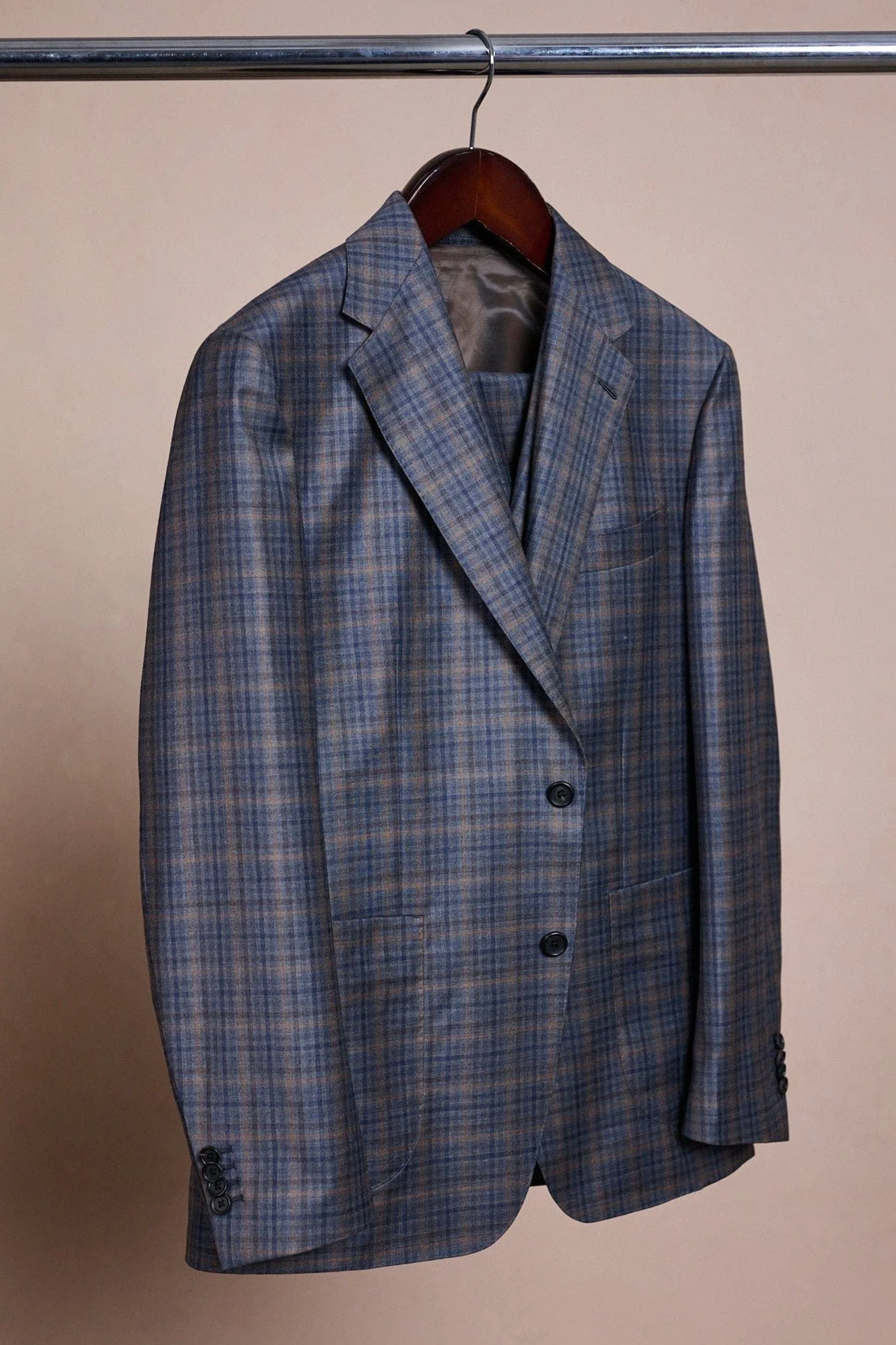 4-Season Super 130s Guncheck Suit - Image 4