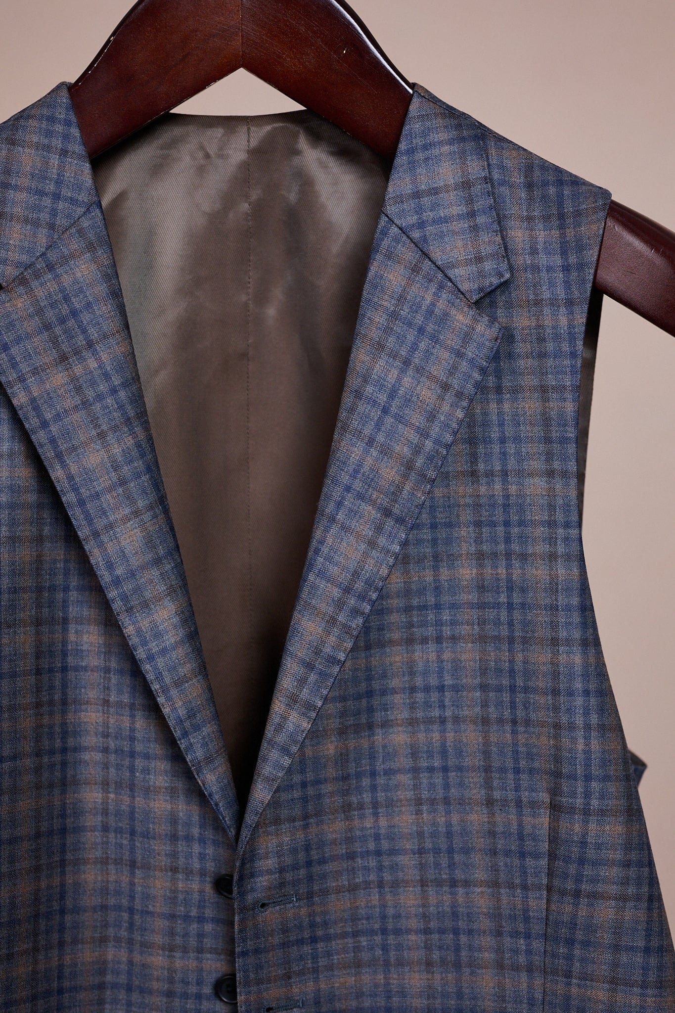 4-Season Super 130s Guncheck Suit - Image 7