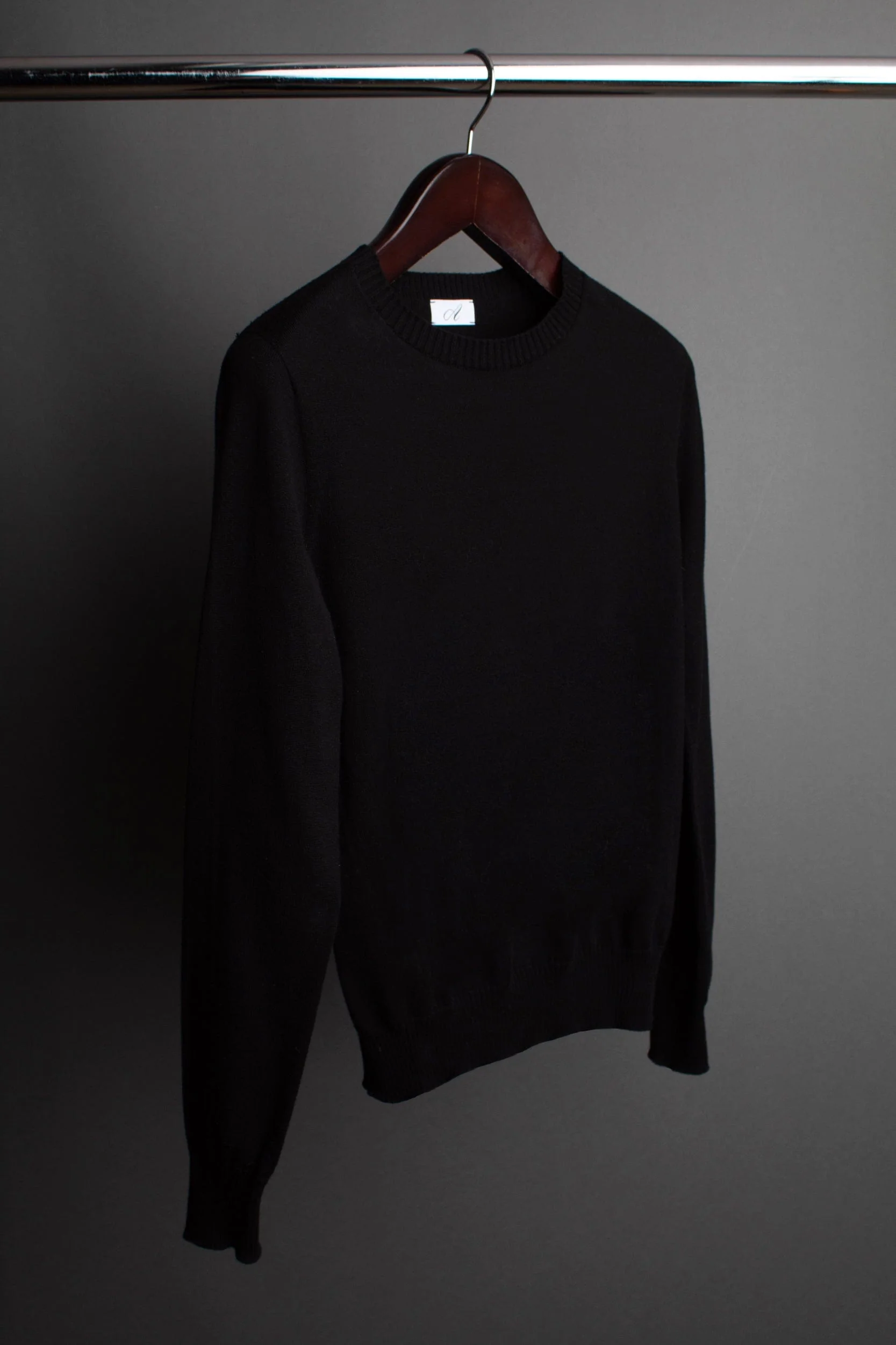 Niko Long-Sleeve Cotton T-Shirt - Image 5