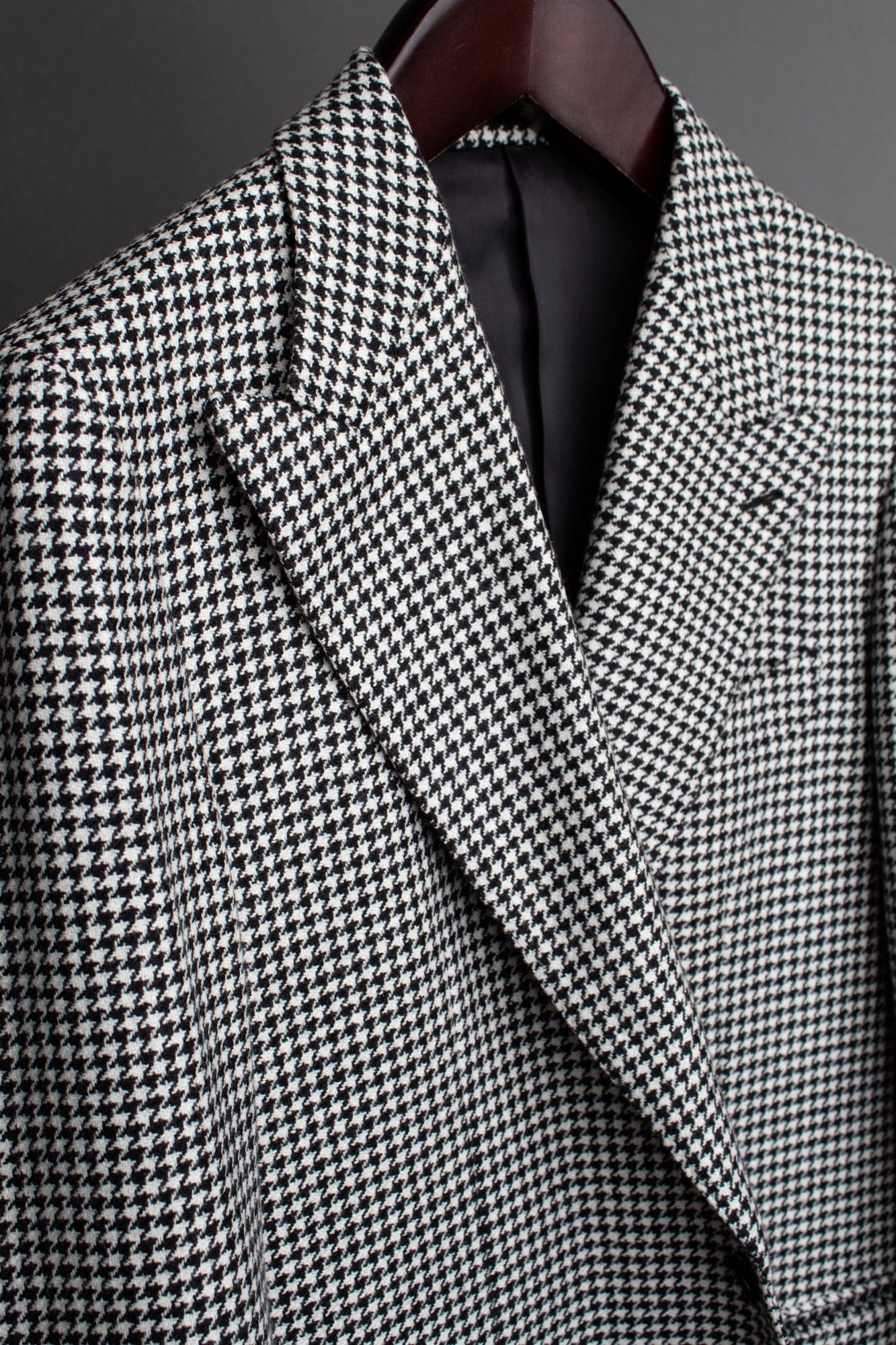 Wool & Cashmere Houndstooth Jacket - Image 16