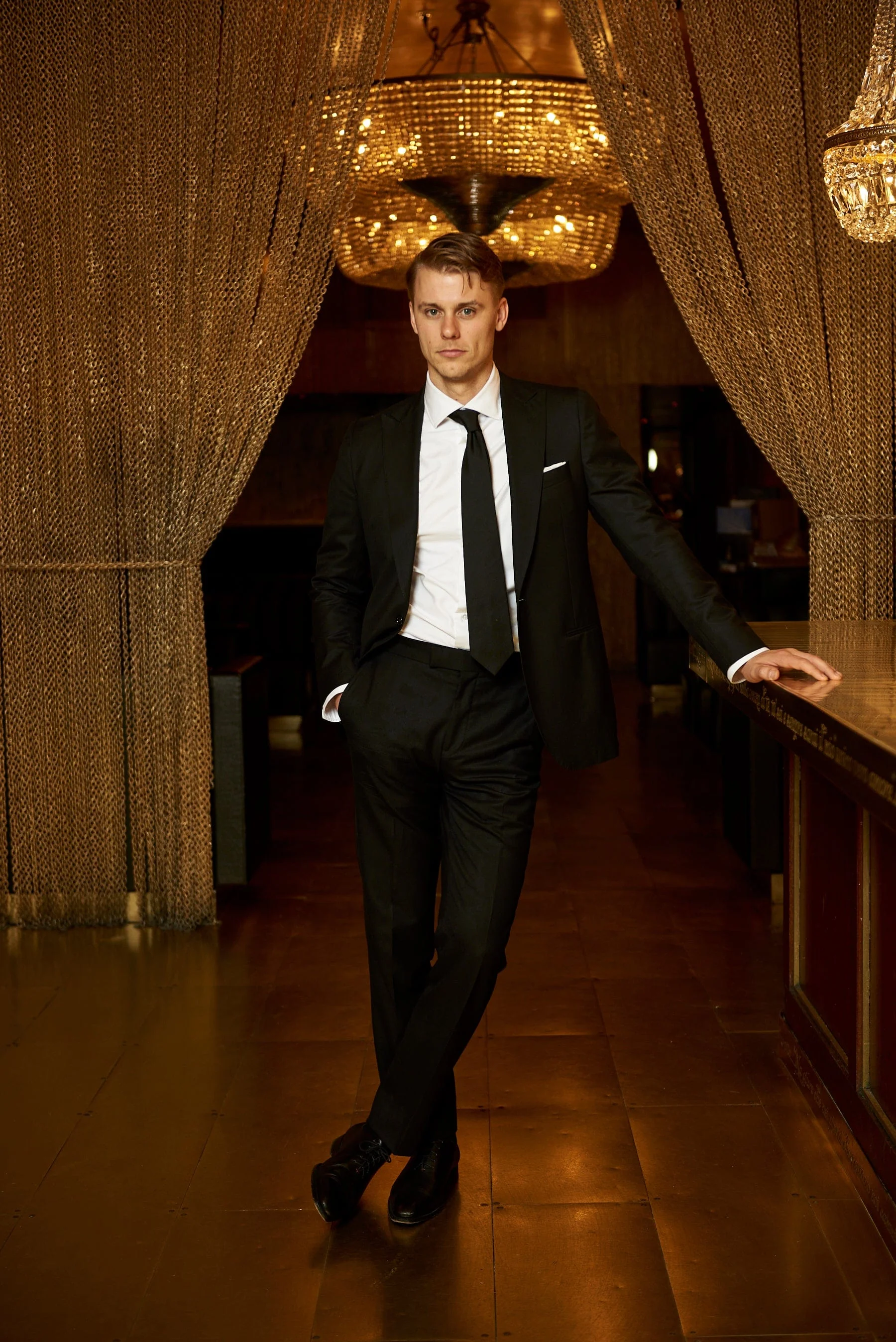 4-Season Classic Suit - Image 20