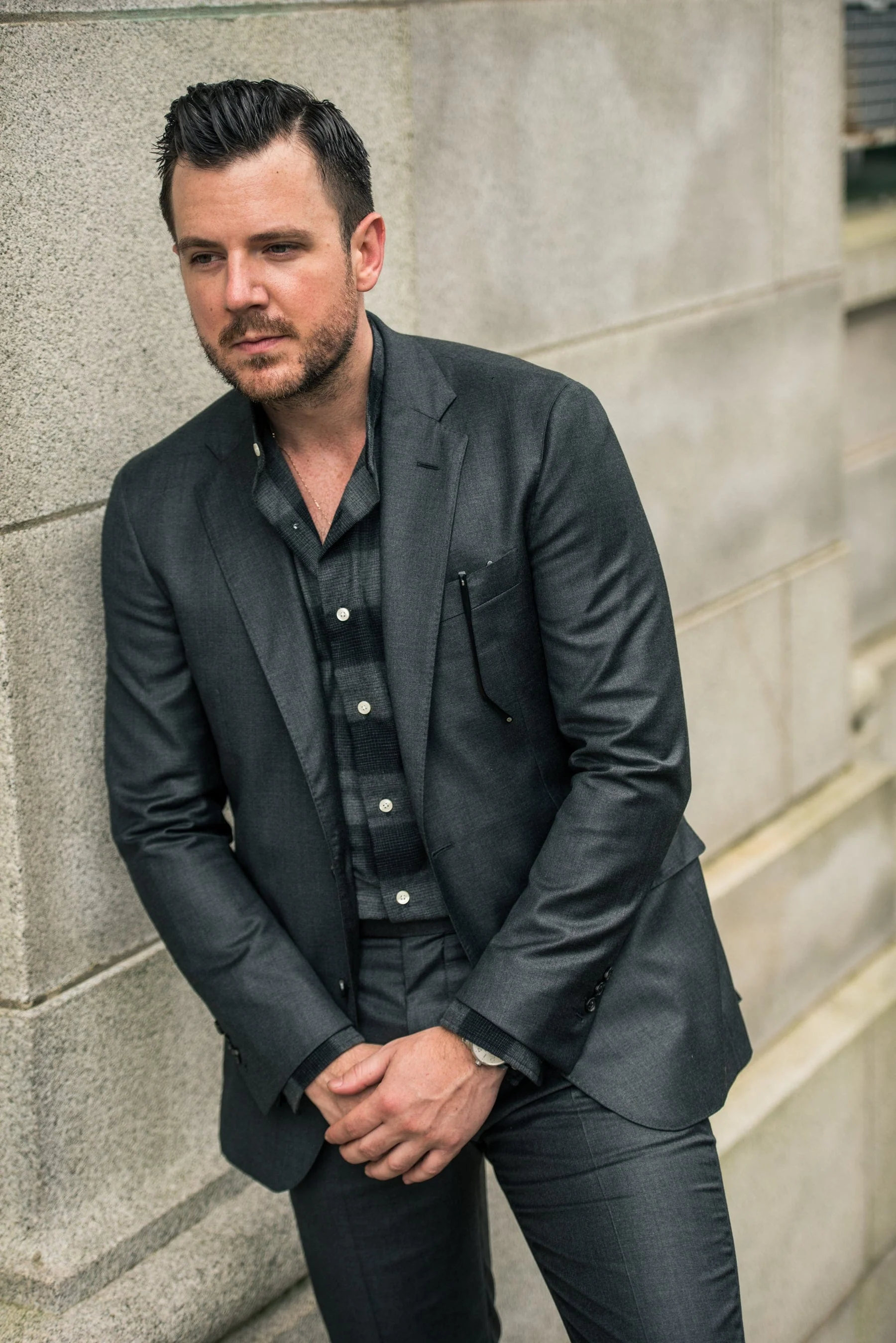 4-Season Classic Suit - Image 29