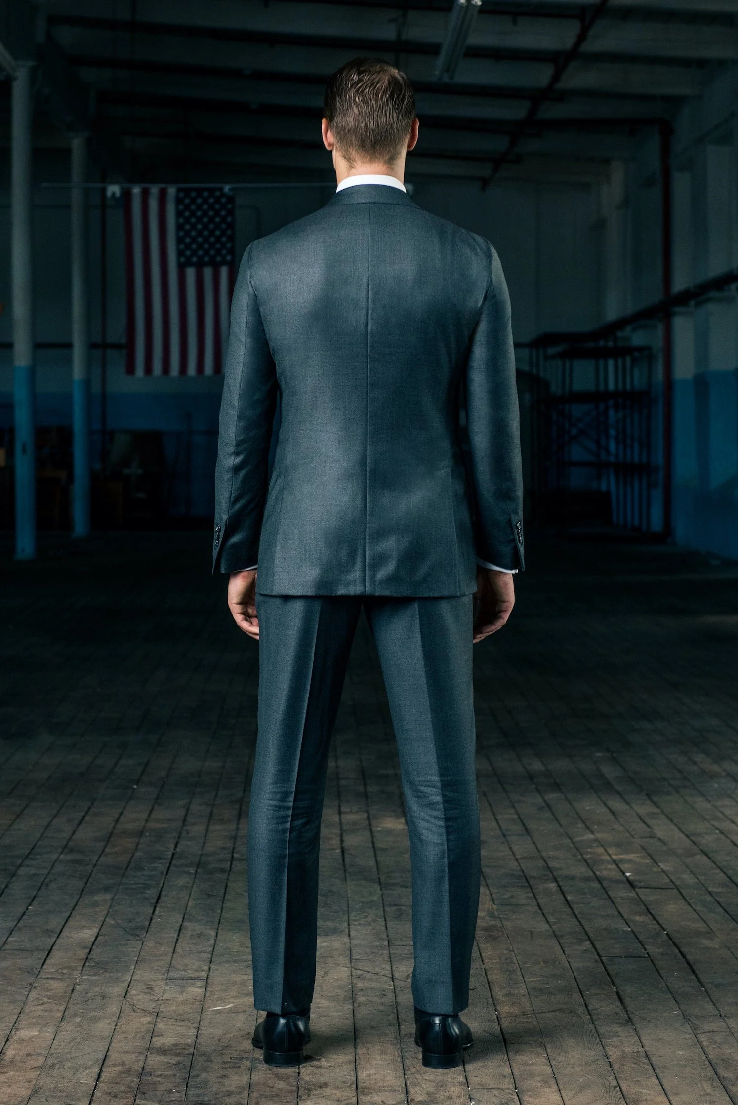 4-Season Classic Suit - Image 32