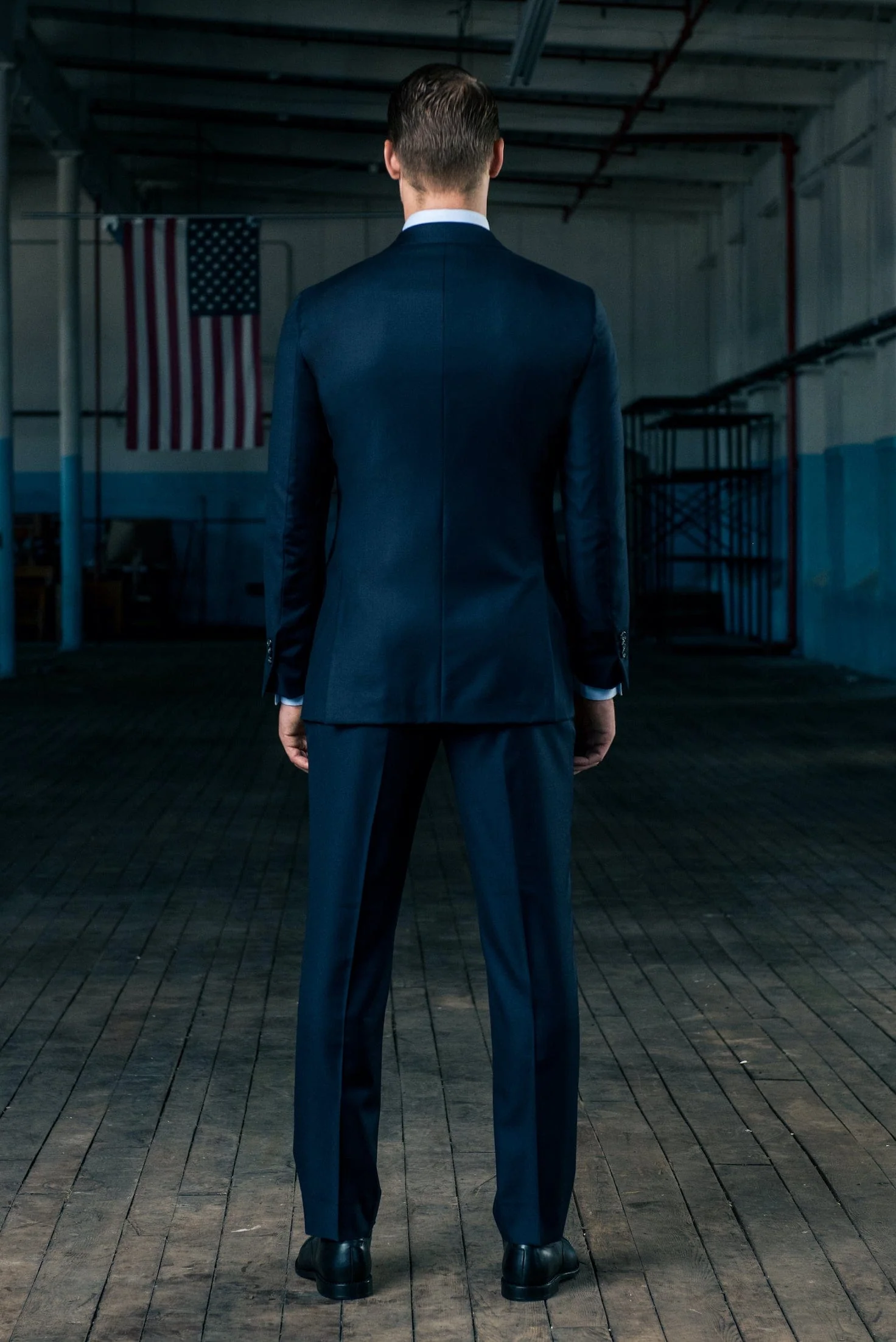 4-Season Classic Suit - Image 36