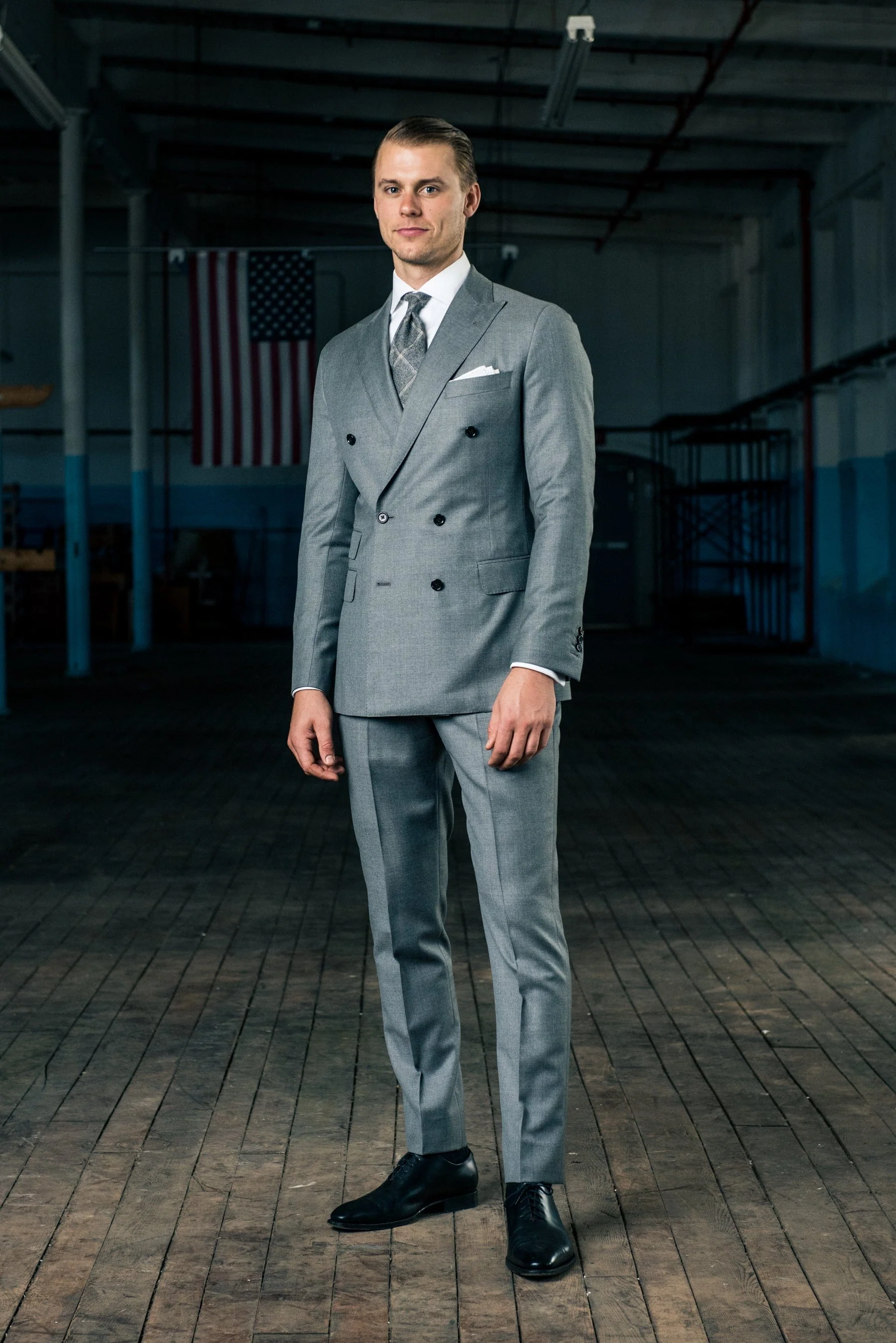 4-Season Classic Suit - Image 39