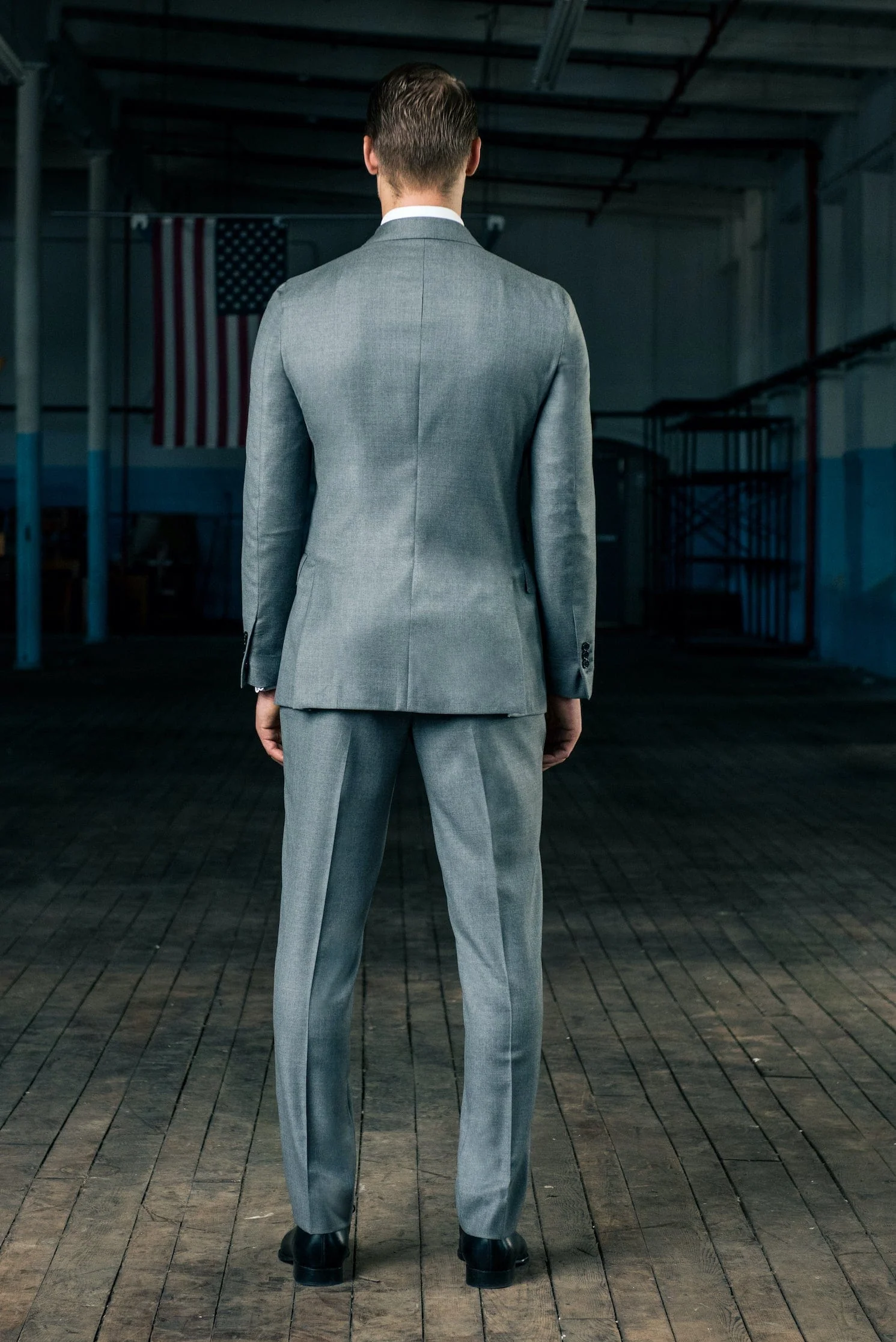 4-Season Classic Suit - Image 43