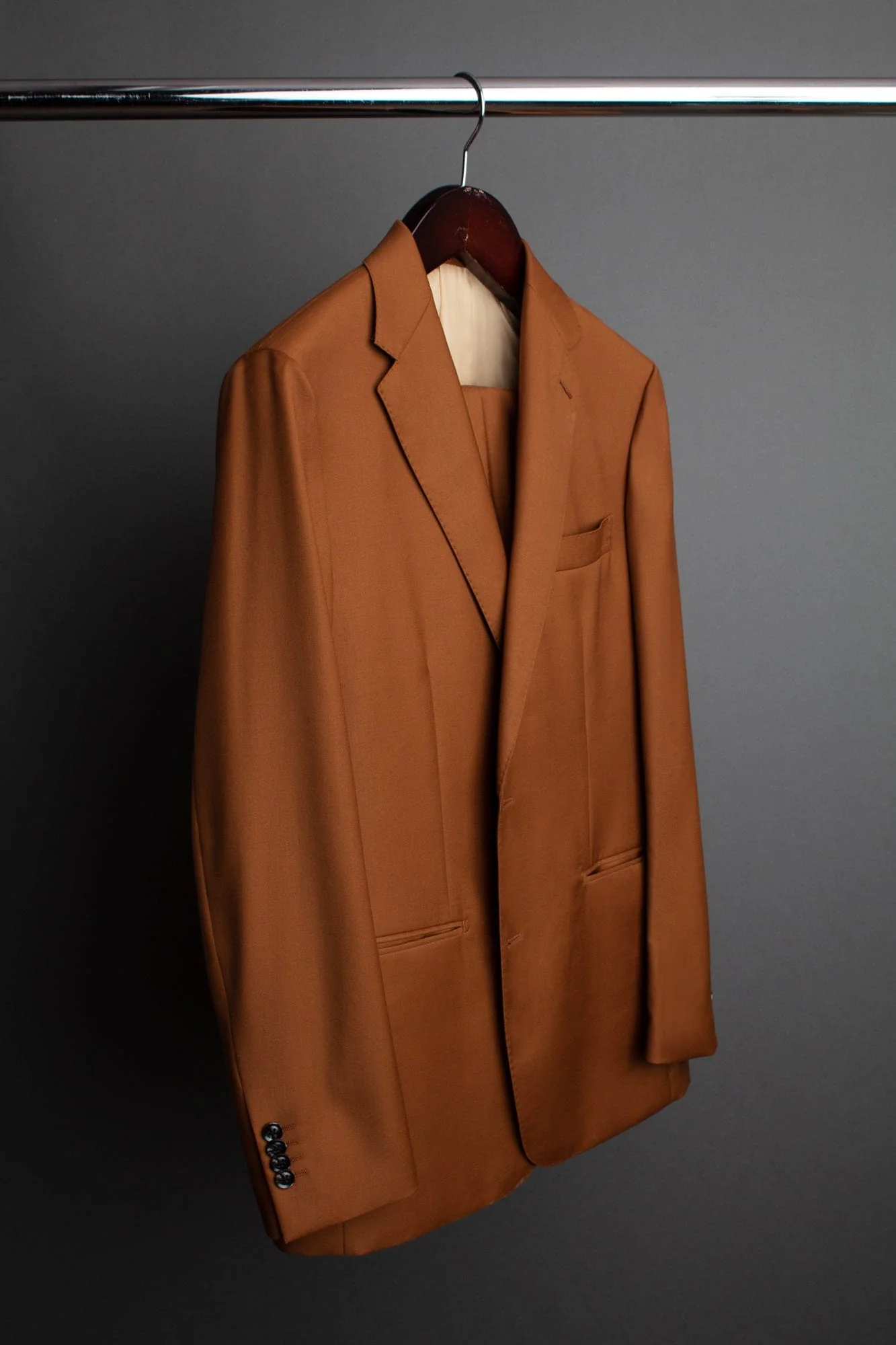 4-Season Classic Suit - Image 45