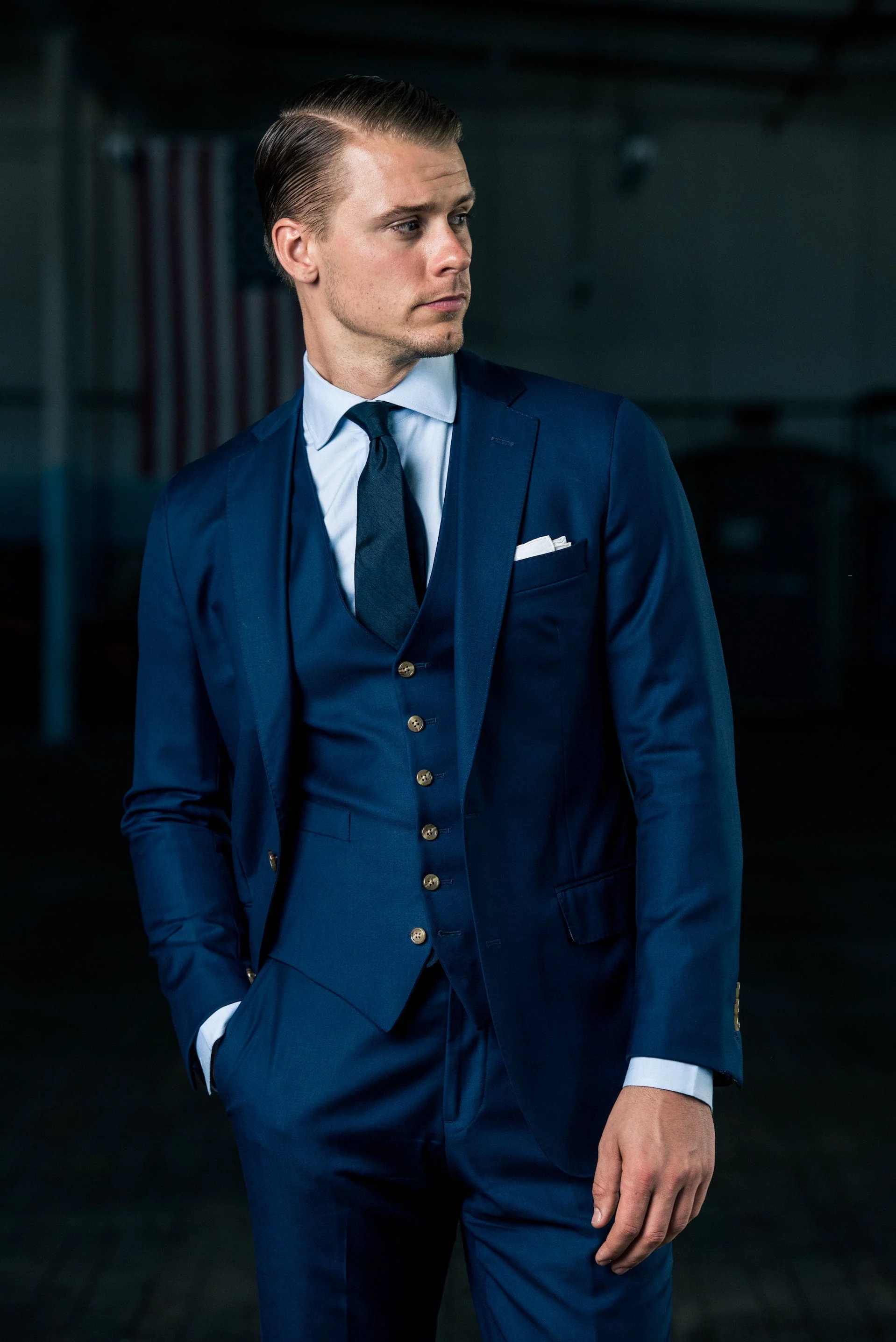 4-Season Classic Suit - Image 9