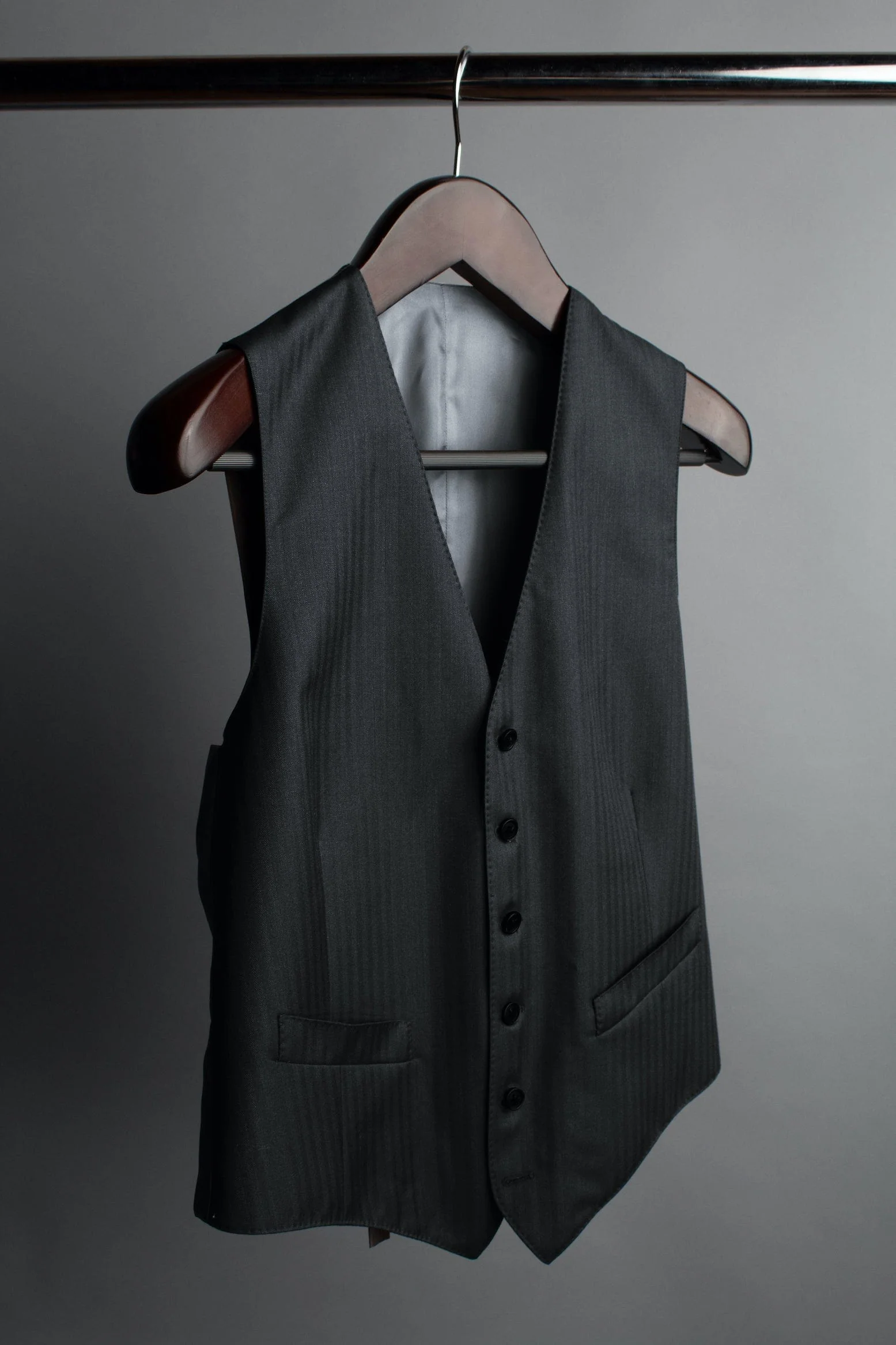 4-Season Herringbone Suit - Image 16