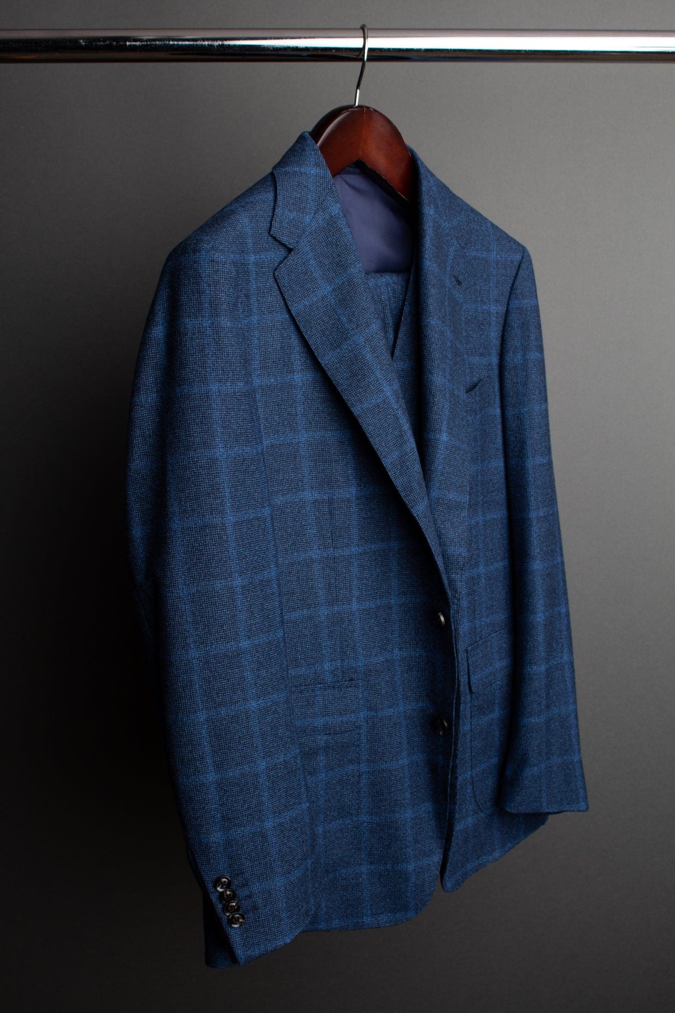 4-Season Textured Super 130s Suit - Image 2