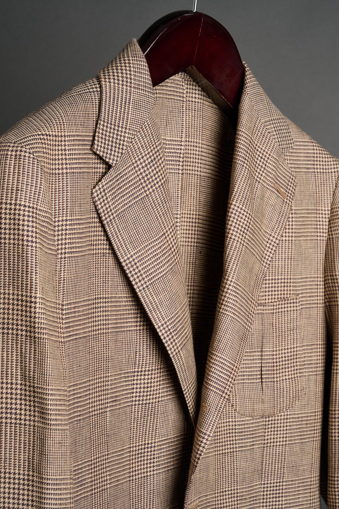 Irish Linen Suit - Image 15