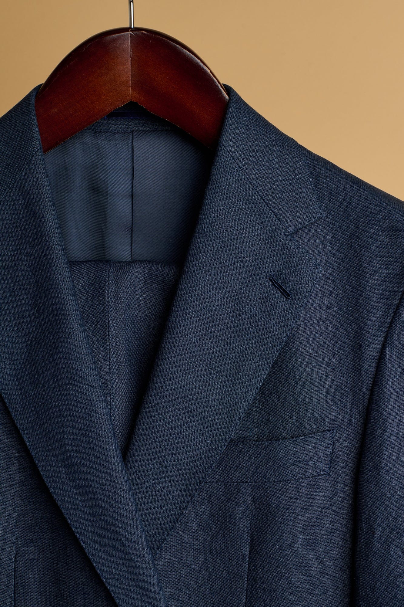 Irish Linen Suit - Image 3