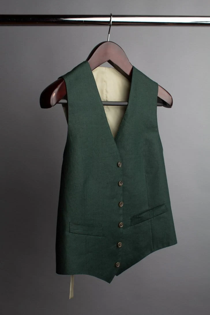 Linen Suit - Image 10