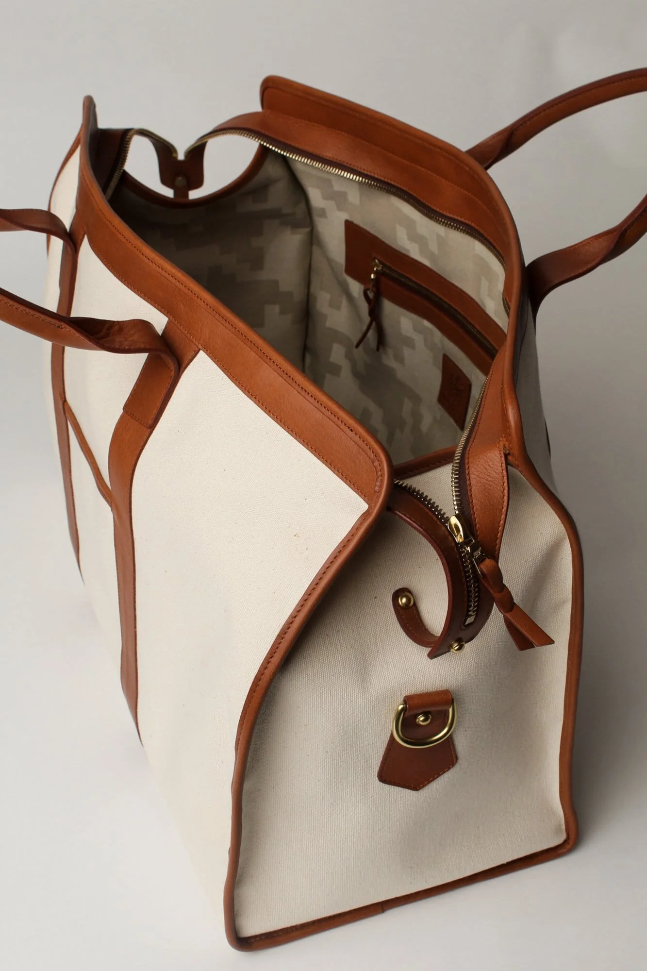 AOS x Frank Clegg Canvas Duffle Bag - Image 4