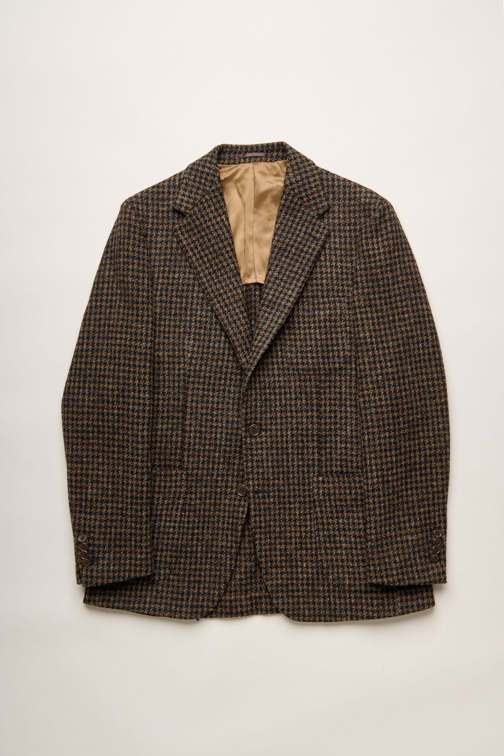 Harris Tweed Suit - Image 36