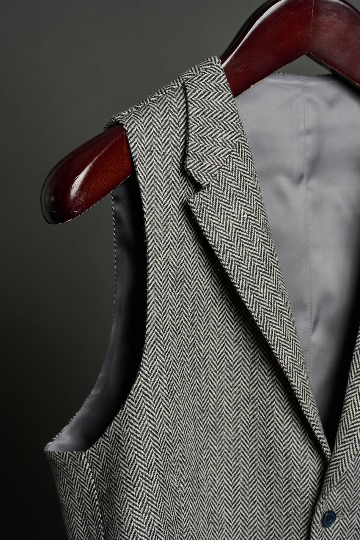 Herringbone Lambswool Suit - Image 8