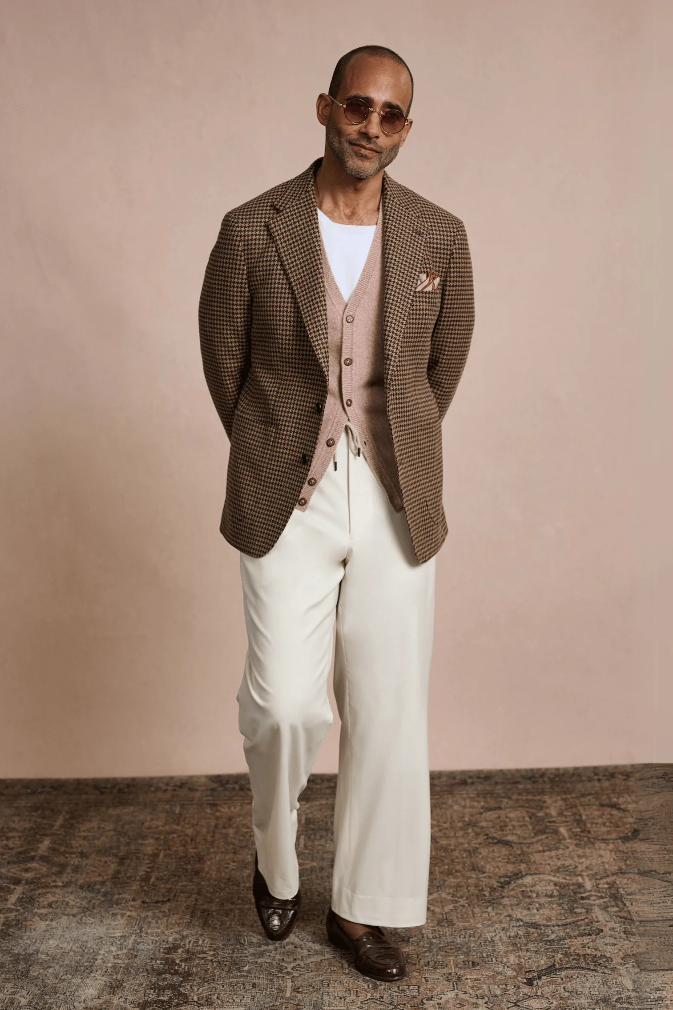 Made-to-Measure Cashmere Cardigan Sweater - Image 18