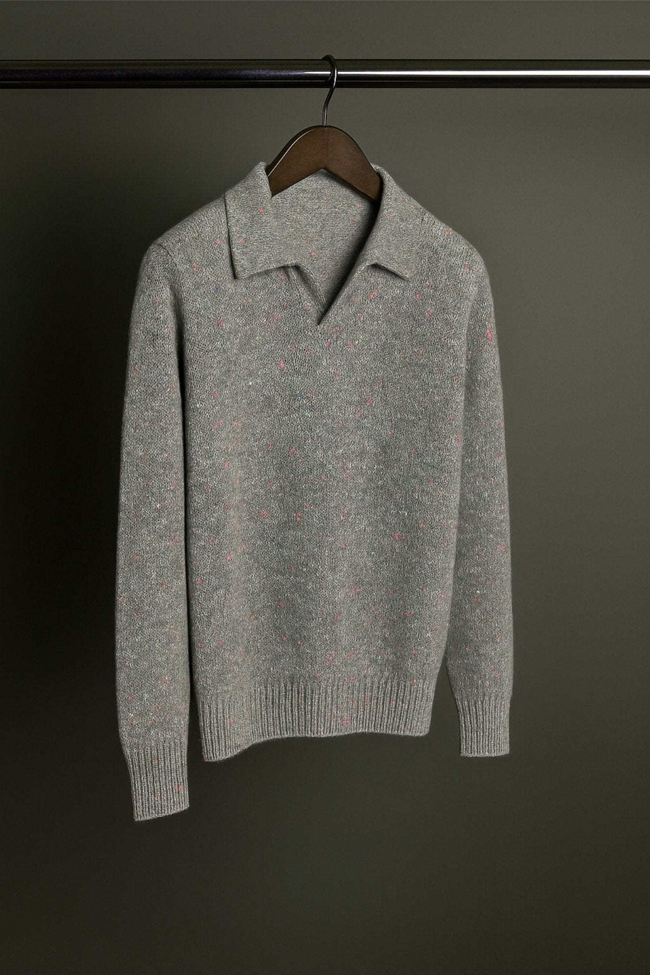 Made-to-Measure Cashmere Long Sleeve V-Neck Polo - Image 11