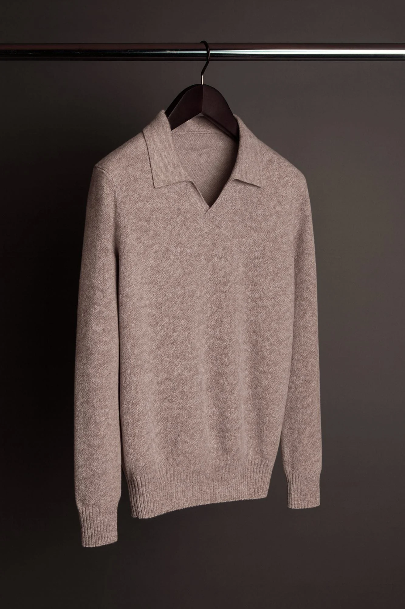 Made-to-Measure Cashmere Long Sleeve V-Neck Polo - Image 15