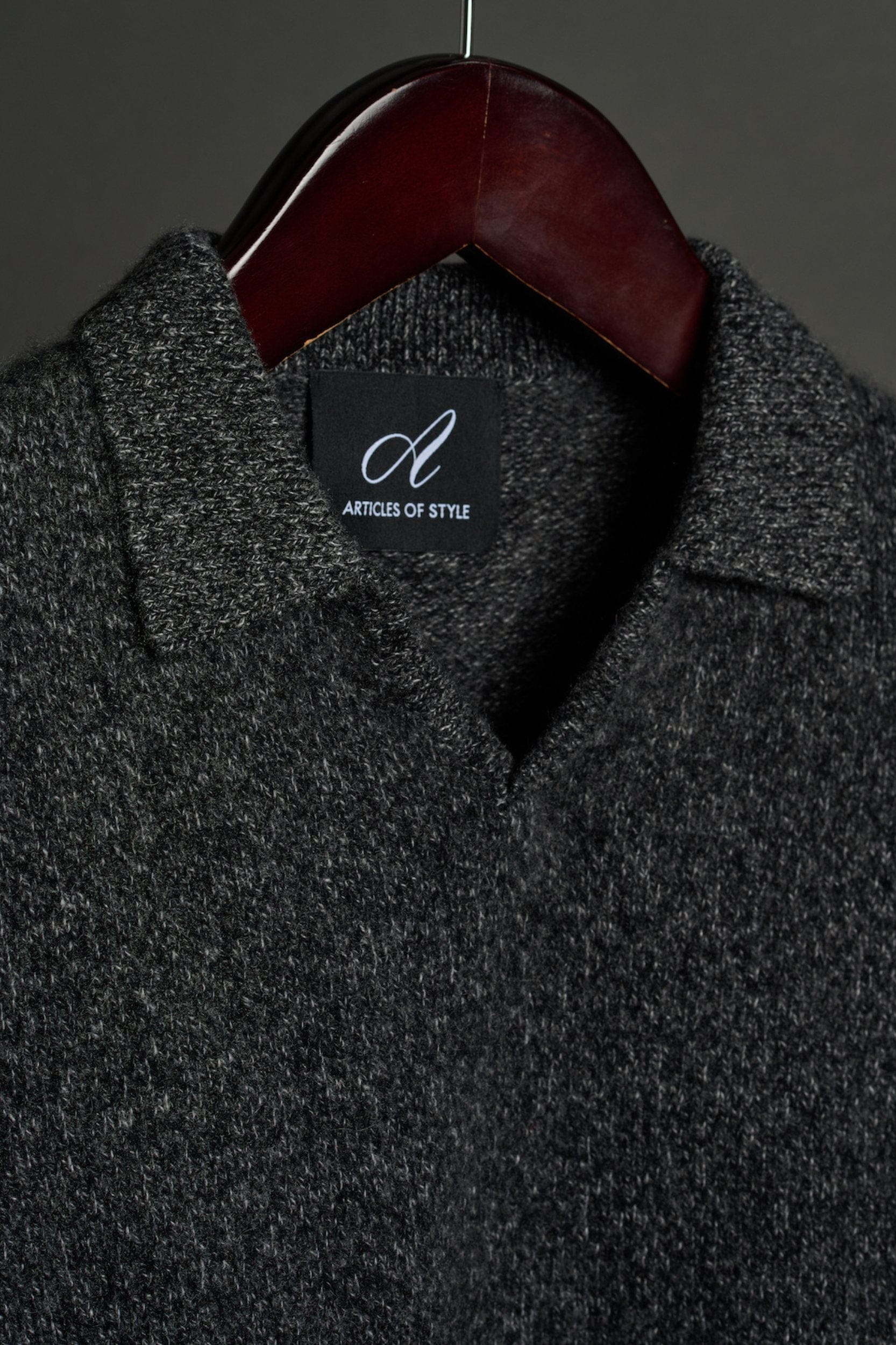 Made-to-Measure Cashmere Long Sleeve V-Neck Polo - Image 3
