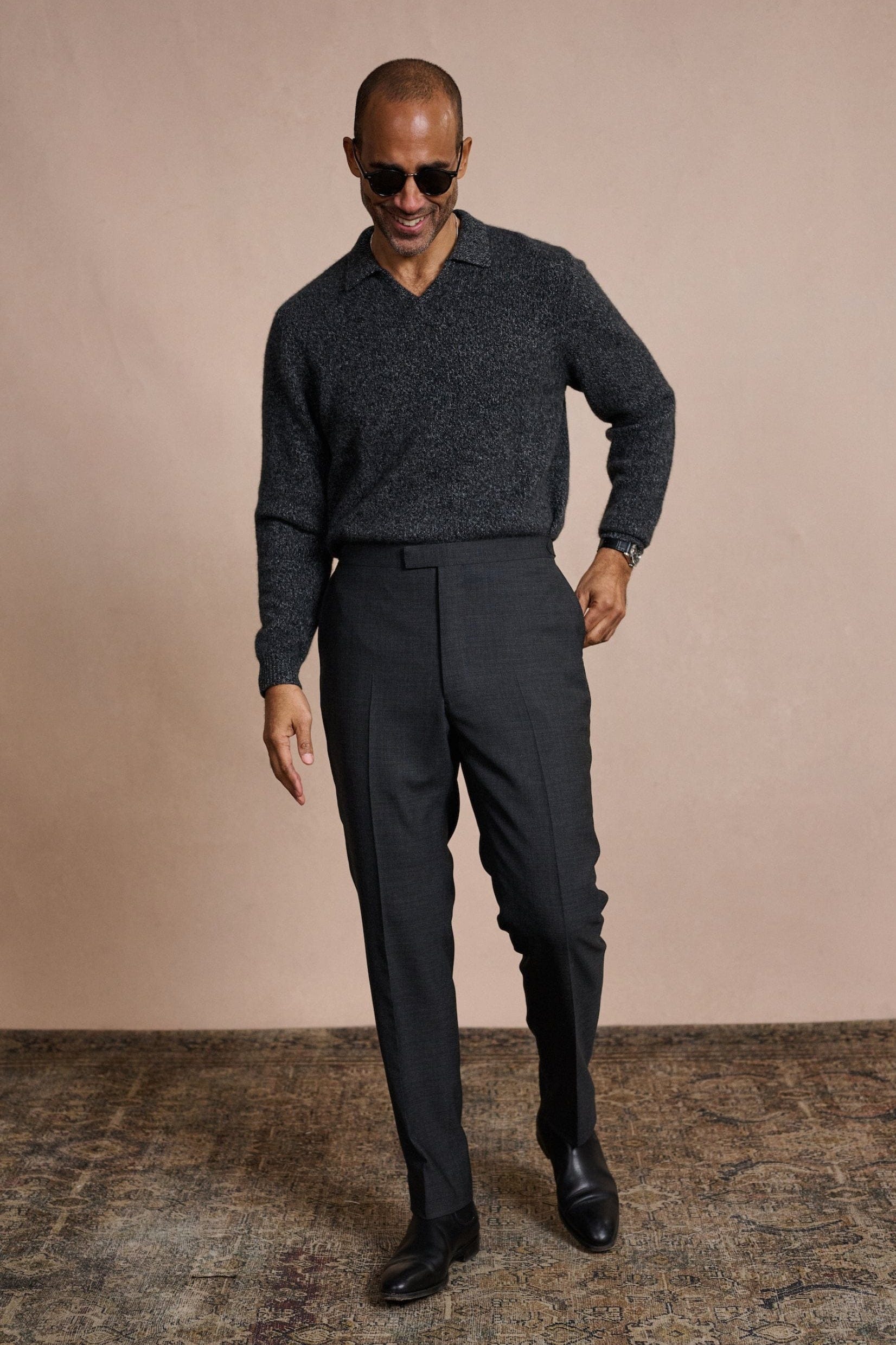 Made-to-Measure Cashmere Long Sleeve V-Neck Polo - Image 4