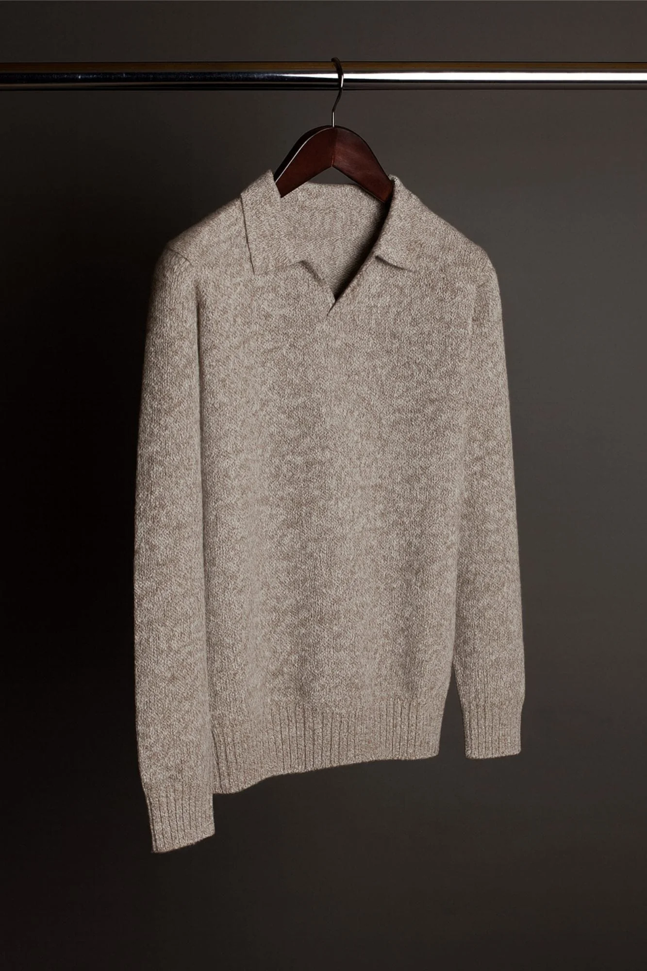 Made-to-Measure Cashmere Long Sleeve V-Neck Polo - Image 9