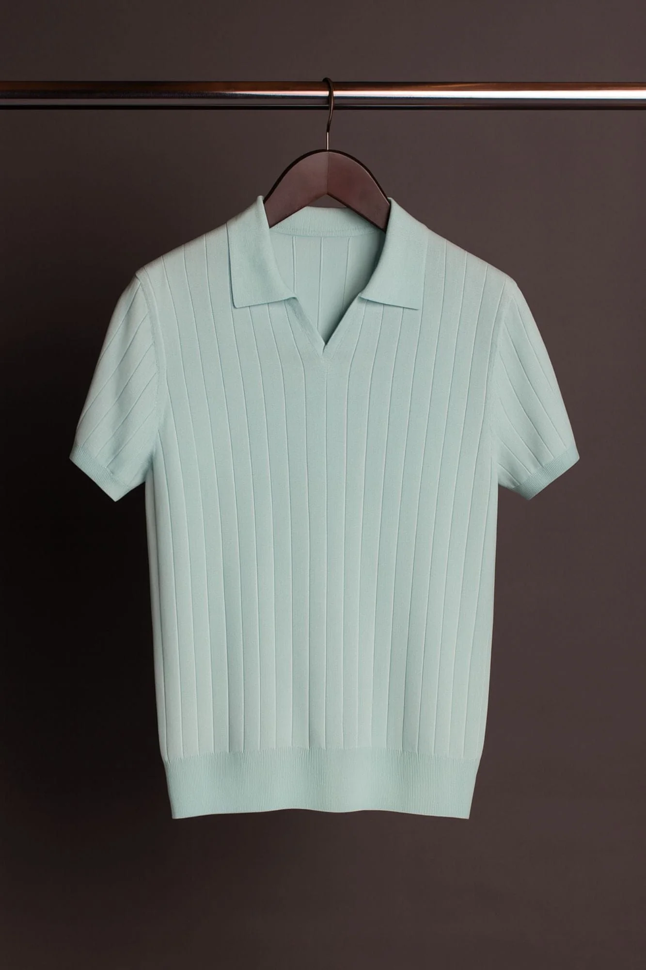 Made-to-Measure Cotton & Silk V-Neck Polo - Image 15