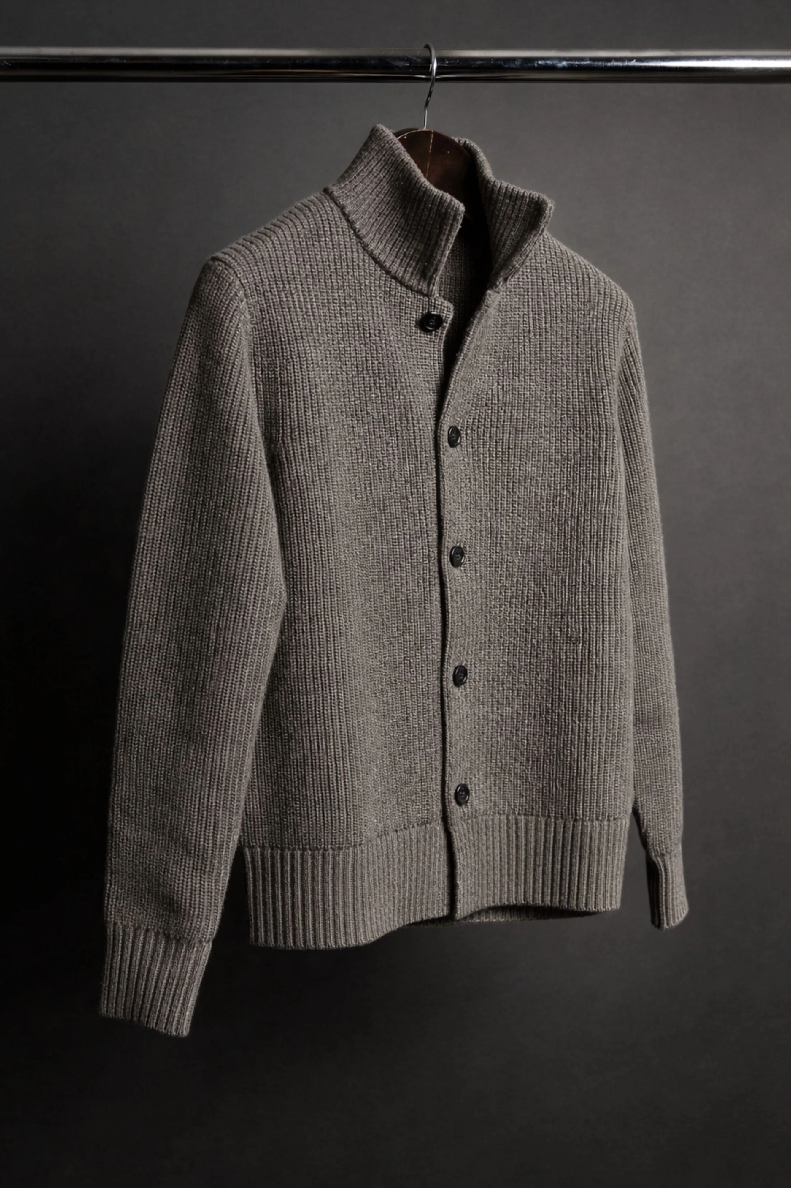 Made-to-Measure Merino Fisherman Cardigan - Image 9