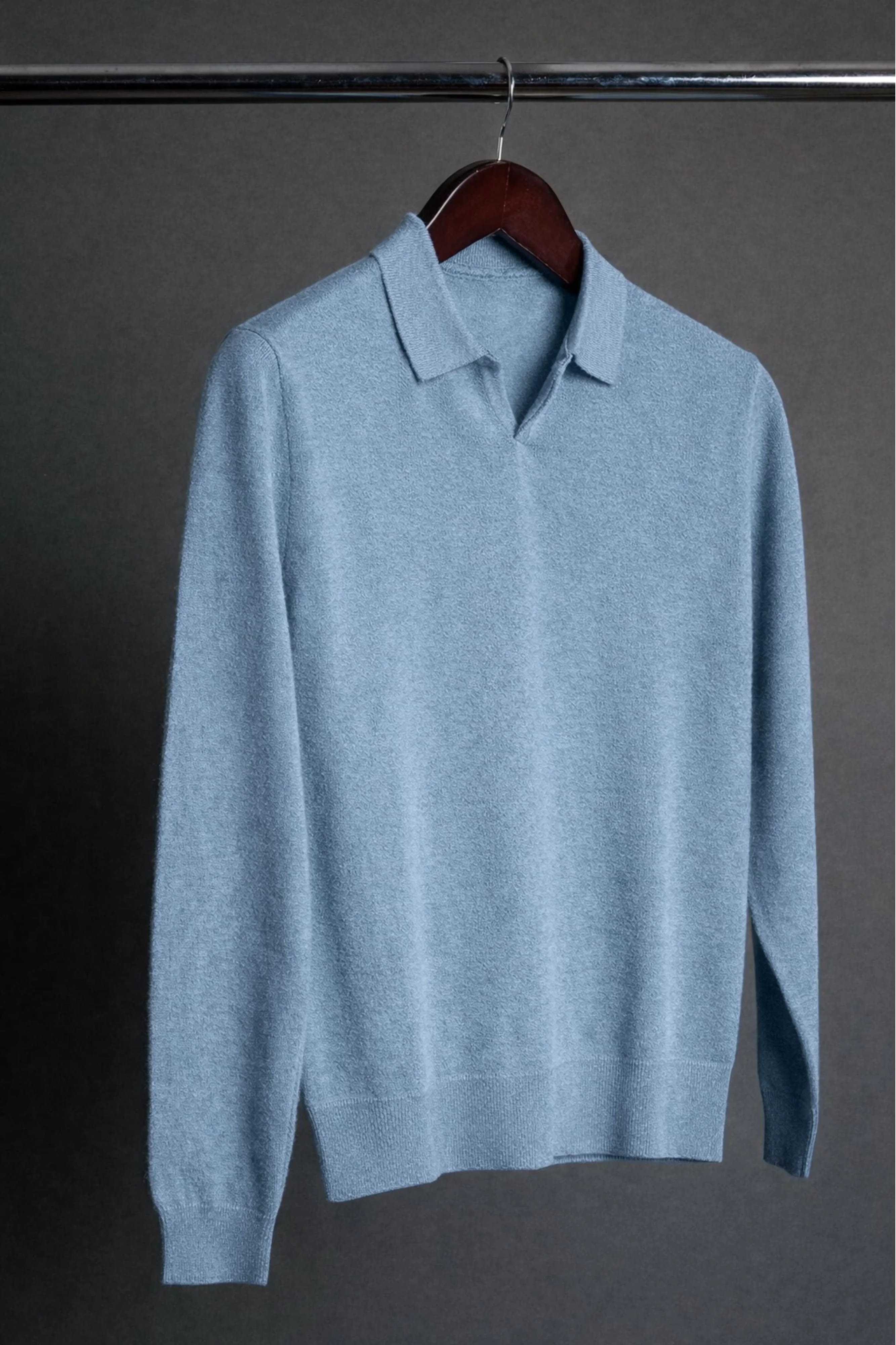 Made-to-Measure Wool & Cashmere V-Neck Polo - Image 11