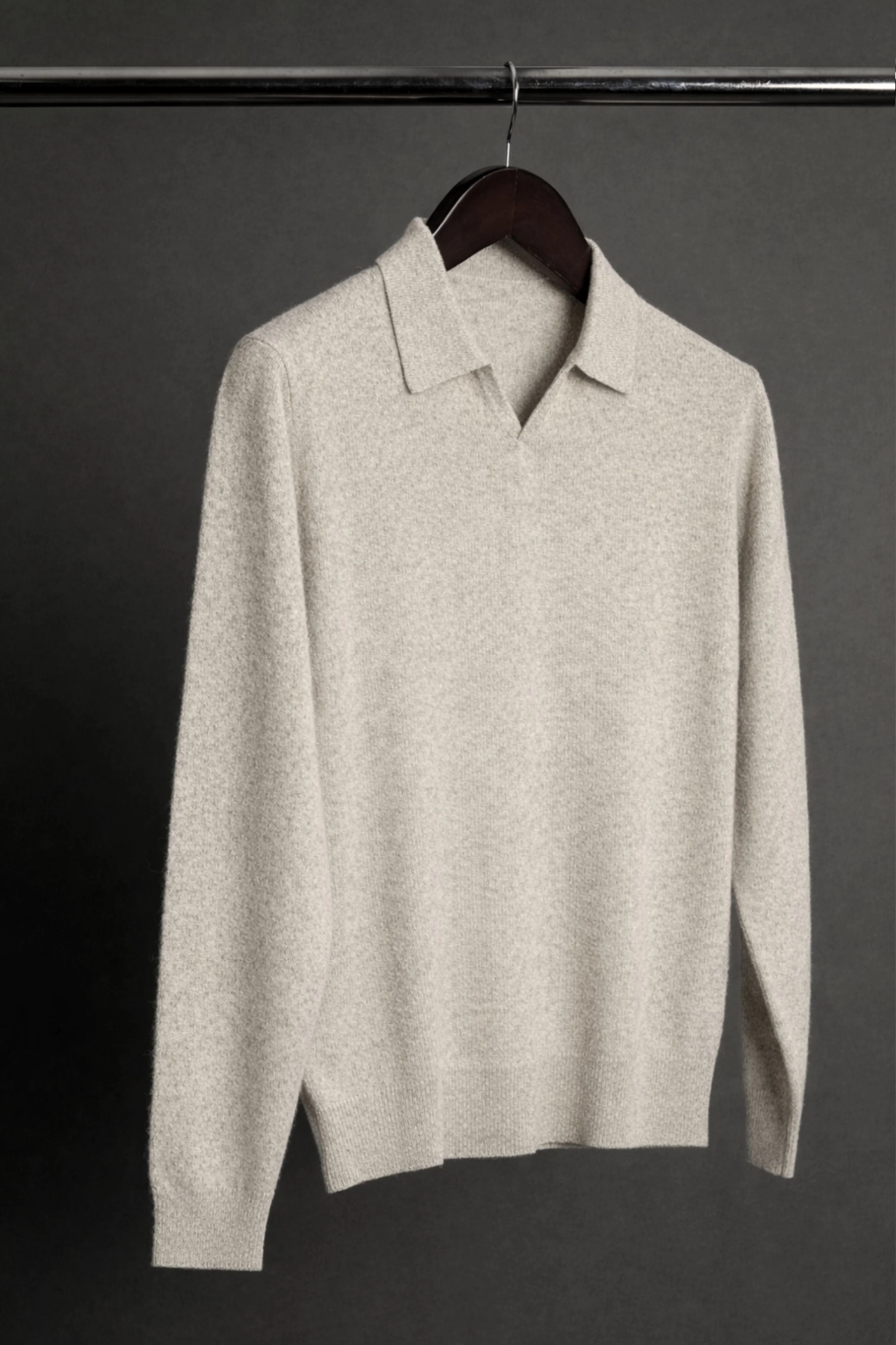 Made-to-Measure Wool & Cashmere V-Neck Polo - Image 9