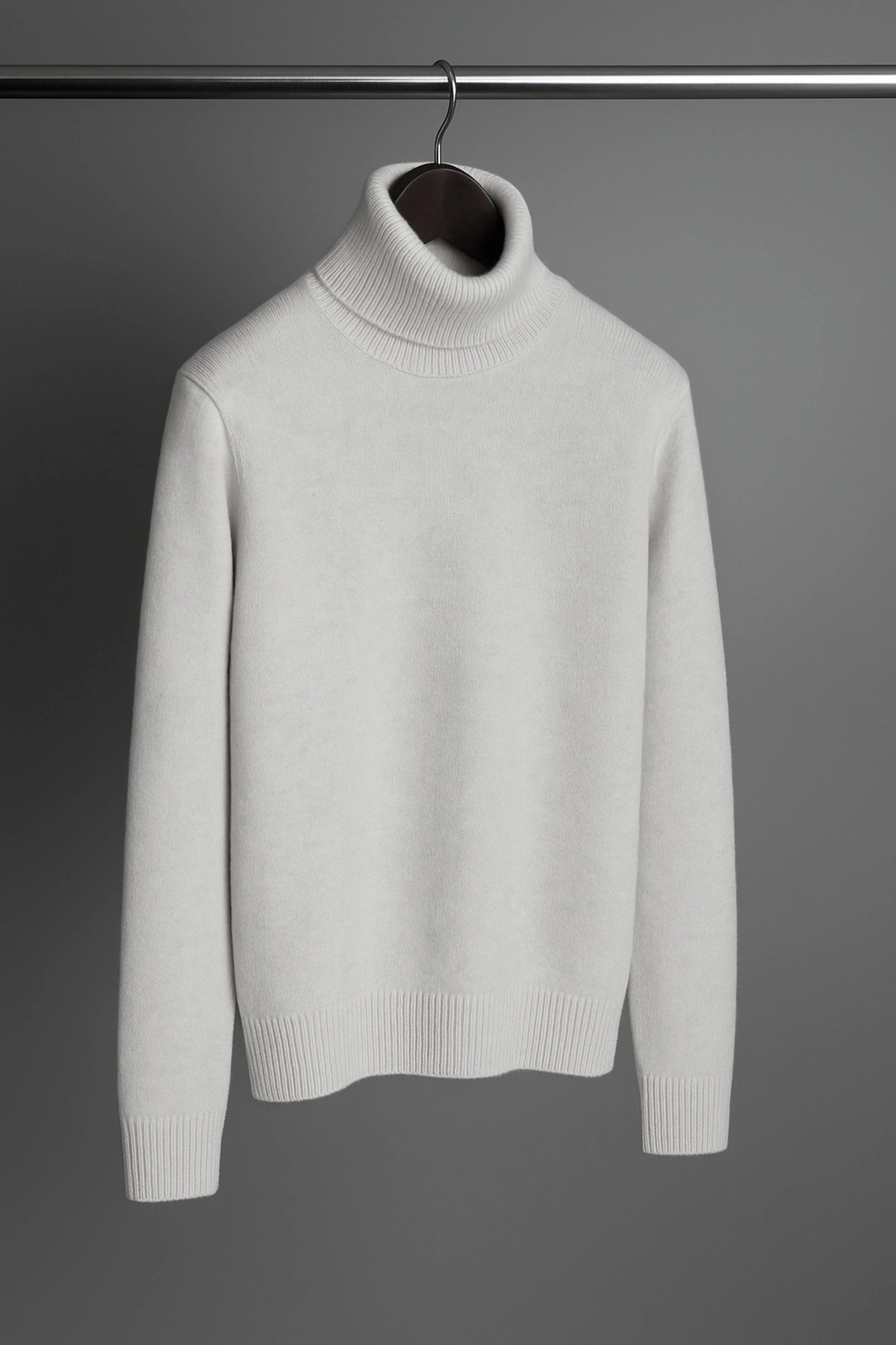 Duncan Cashmere Turtleneck - Image 13
