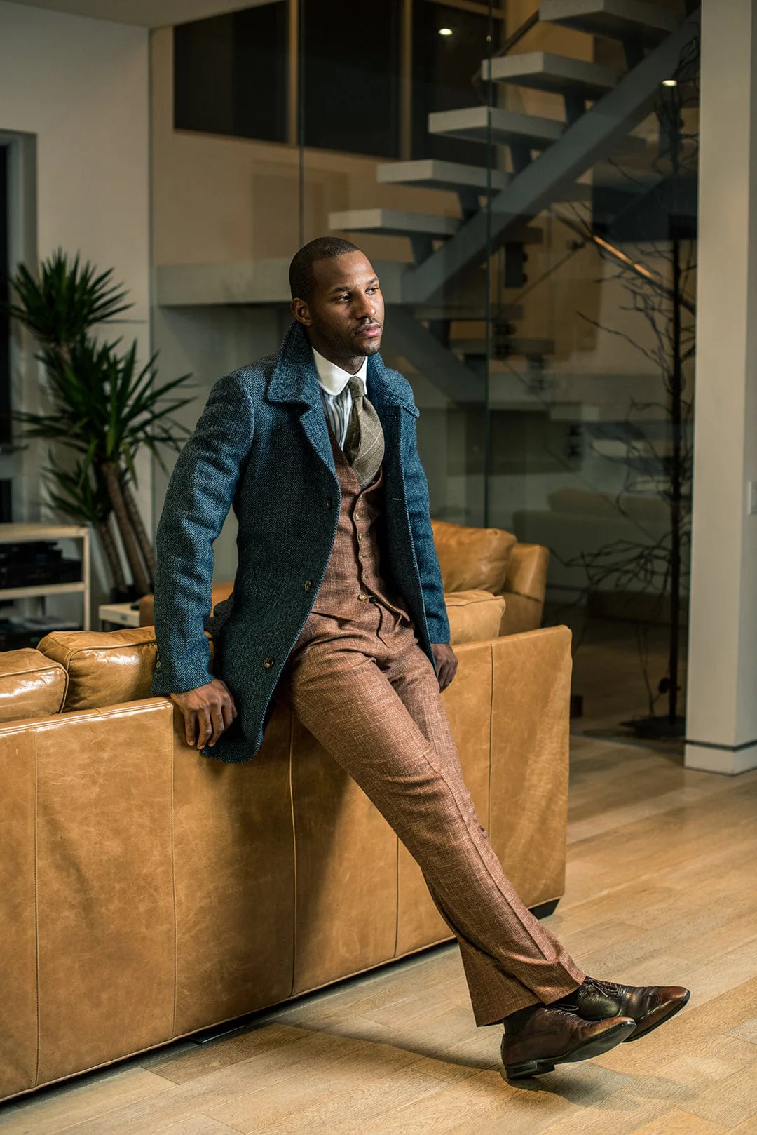 Harris Tweed Coat - Image 15