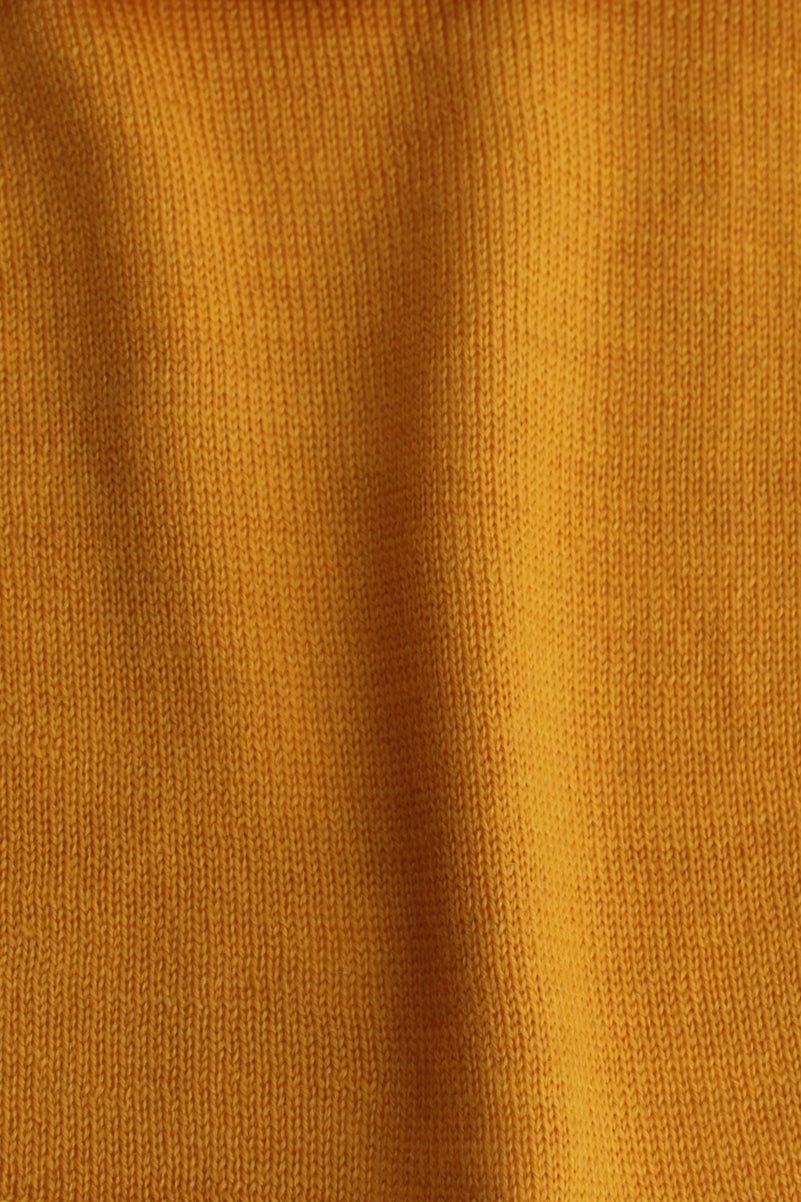 Totman Fine Merino V-Neck Sweater - Image 19