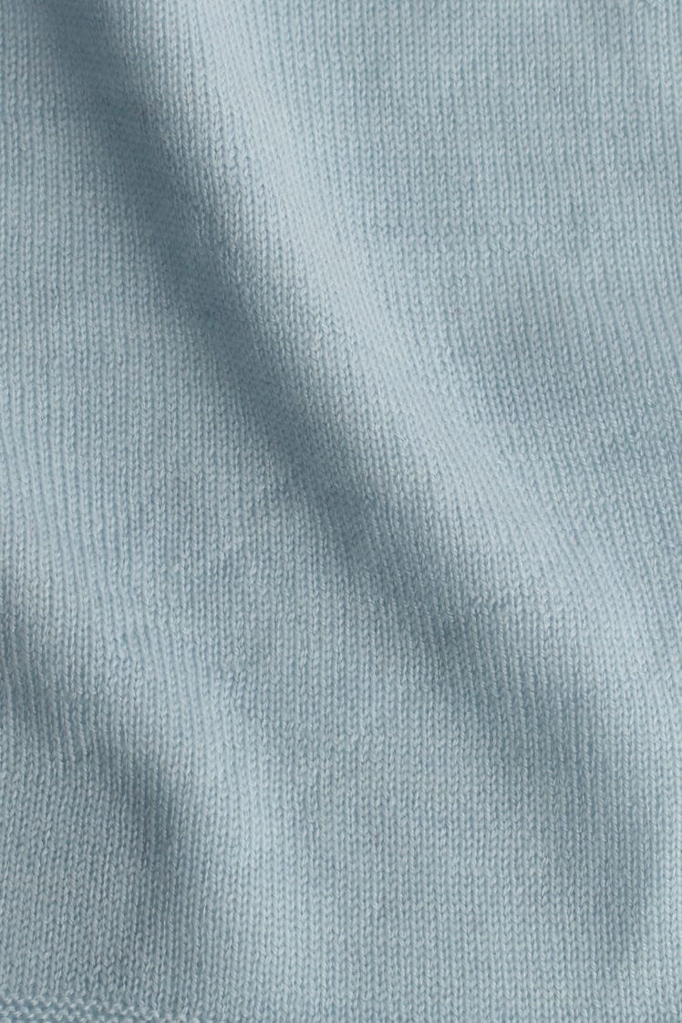 Totman Fine Merino V-Neck Sweater - Image 25