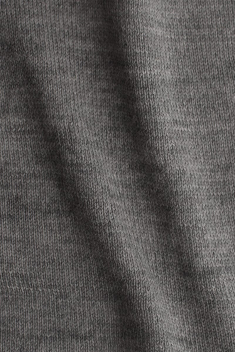 Totman Fine Merino V-Neck Sweater - Image 31