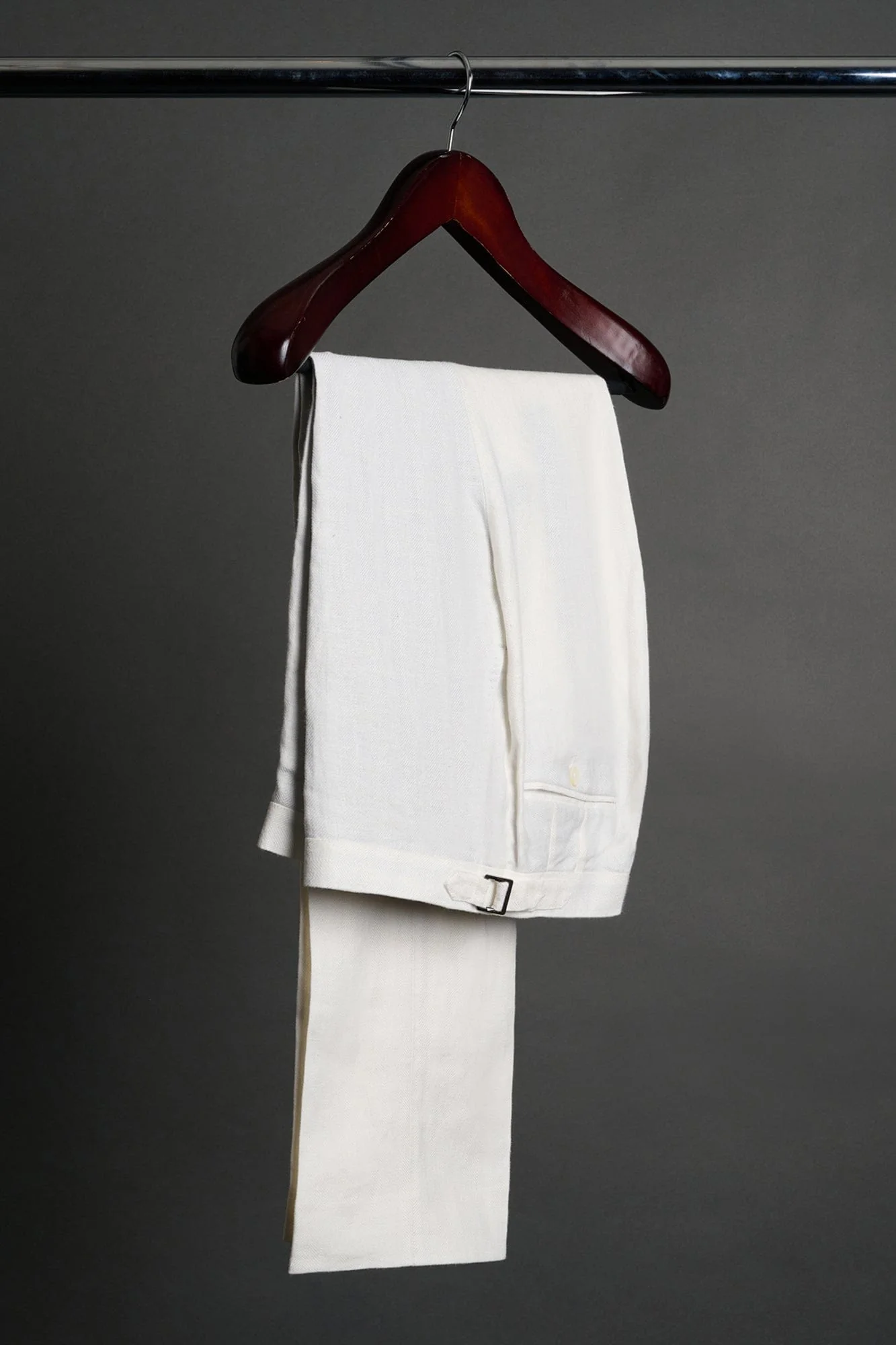 Red Carpet Builder Capsule - Image 12