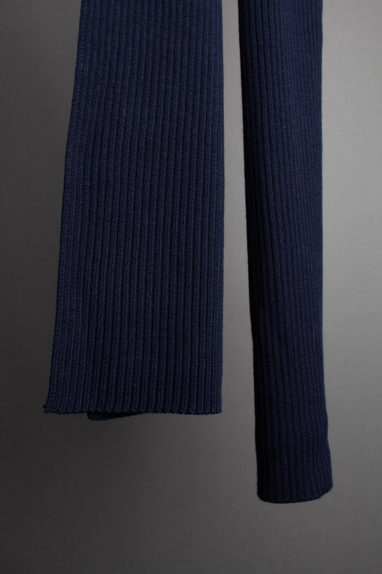Ribbed Merino Scarf - Image 17