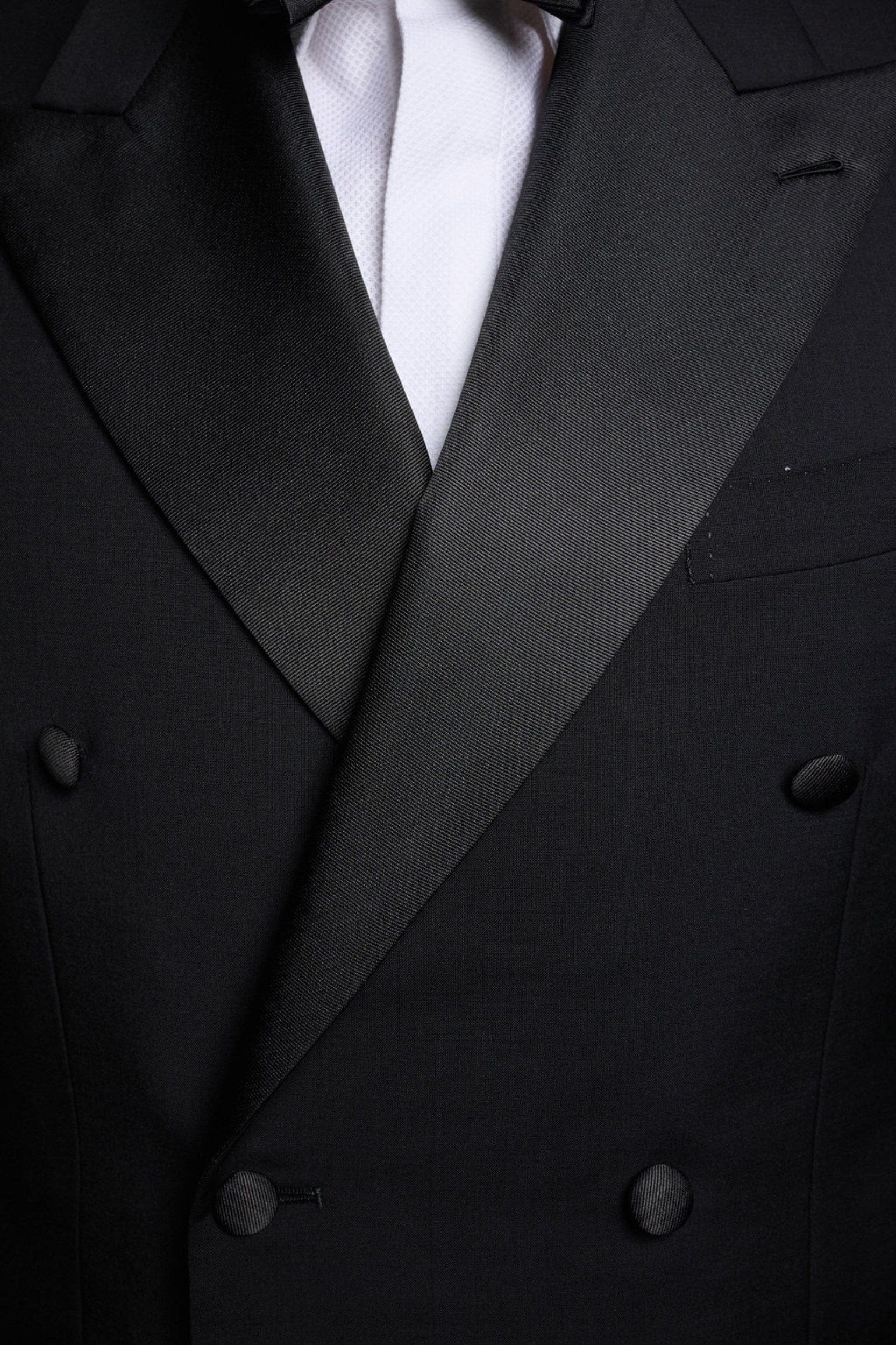 Super 180s Tuxedo - Image 11