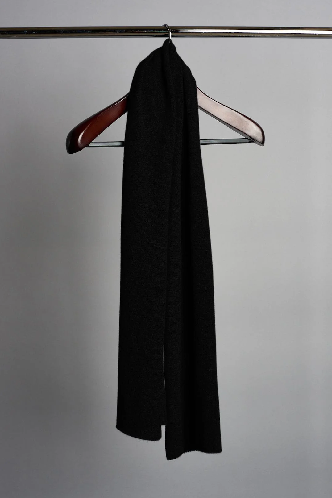 Ultimate Cashmere Scarf - Image 15