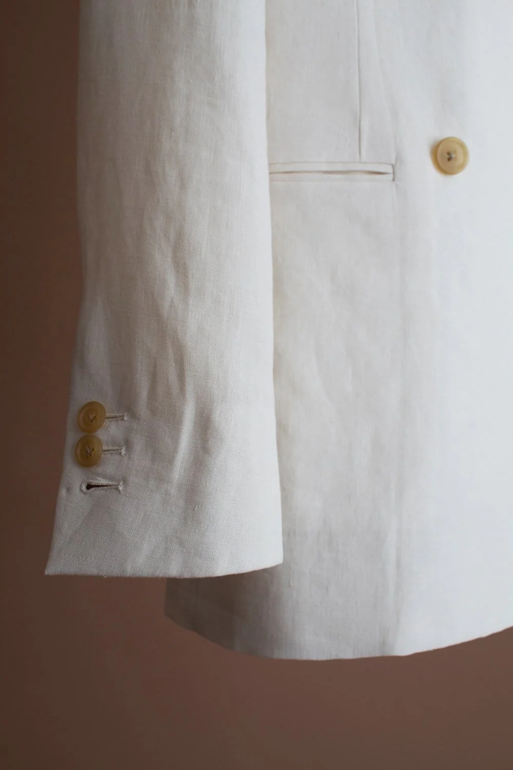 Irish Linen Suit - Image 6